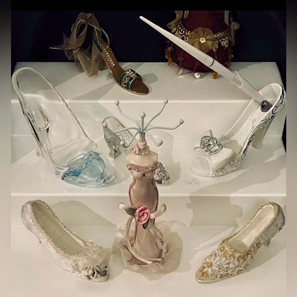 Miniature Shoes, Shoe with Pen, Metal Shoe & Purse Set, Lady Form Jewelry Stand